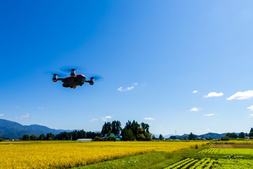 農業従事者の高齢化・跡継ぎ不足の解決に期待…IoT・ドローン・遠隔ロボットを活用した「スマート農業」の最前線